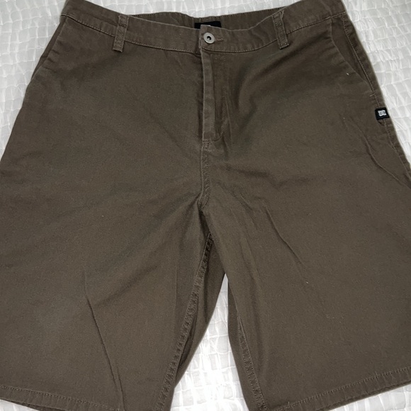 Men’s Bermuda Shorts  , Lot of 3, Size 33/34 - Picture 6 of 11